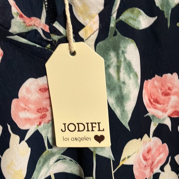 Jodifl Floral Top Blouse Tank Large Navy & Pink NWT New with Tags - Picture 8 of 13